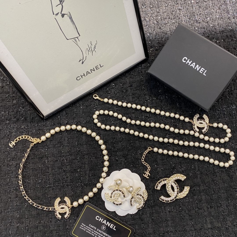 Ch**el necklaces
